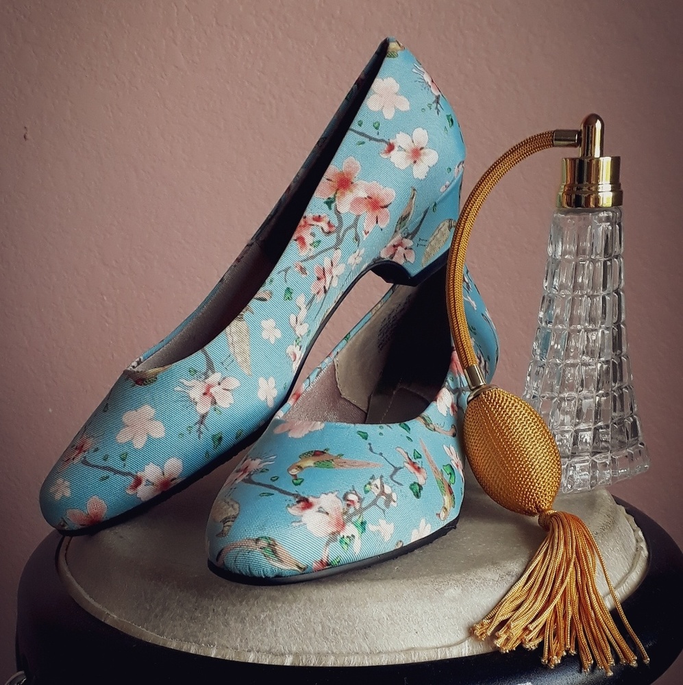 Heels with BIRDS